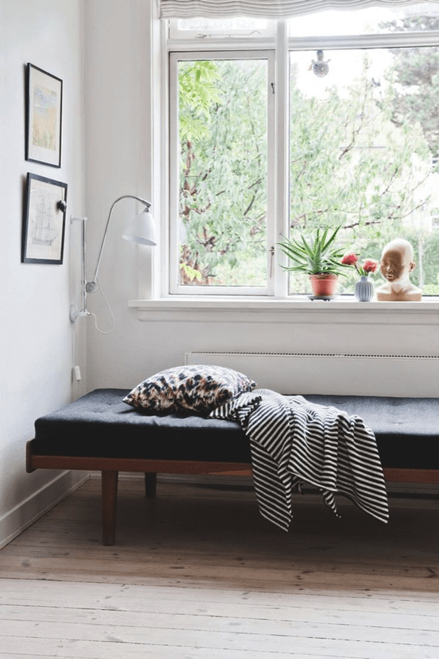 6 types of daybeds: the flat one