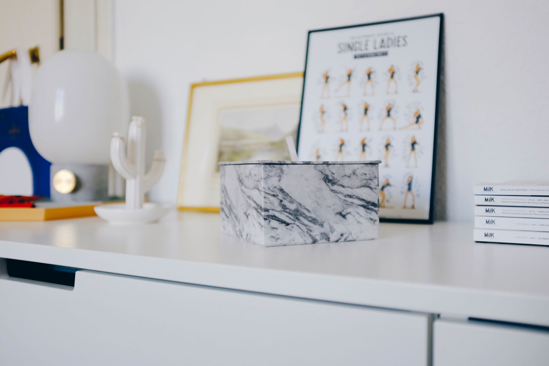 Open wardrobe DIY - faux marble box