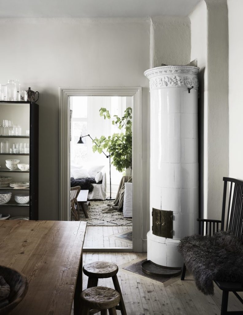 Authentic home by Artilleriet swedish heating stove
