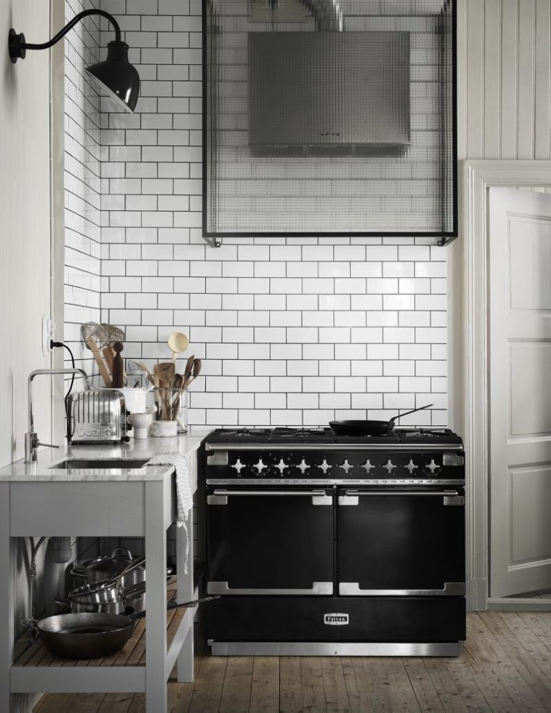 kitchen black gas stove