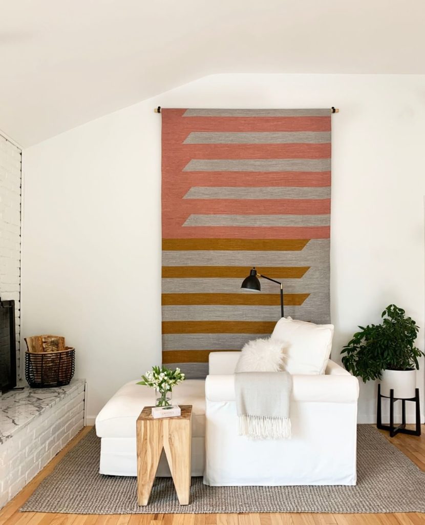 rug as wall hanging - curtain bar
