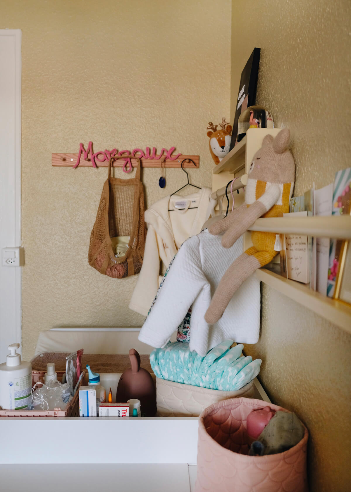 A Simple Hack to Use Your IKEA Dresser As a Changing Table (and totally  reversible !) | The Gem Picker