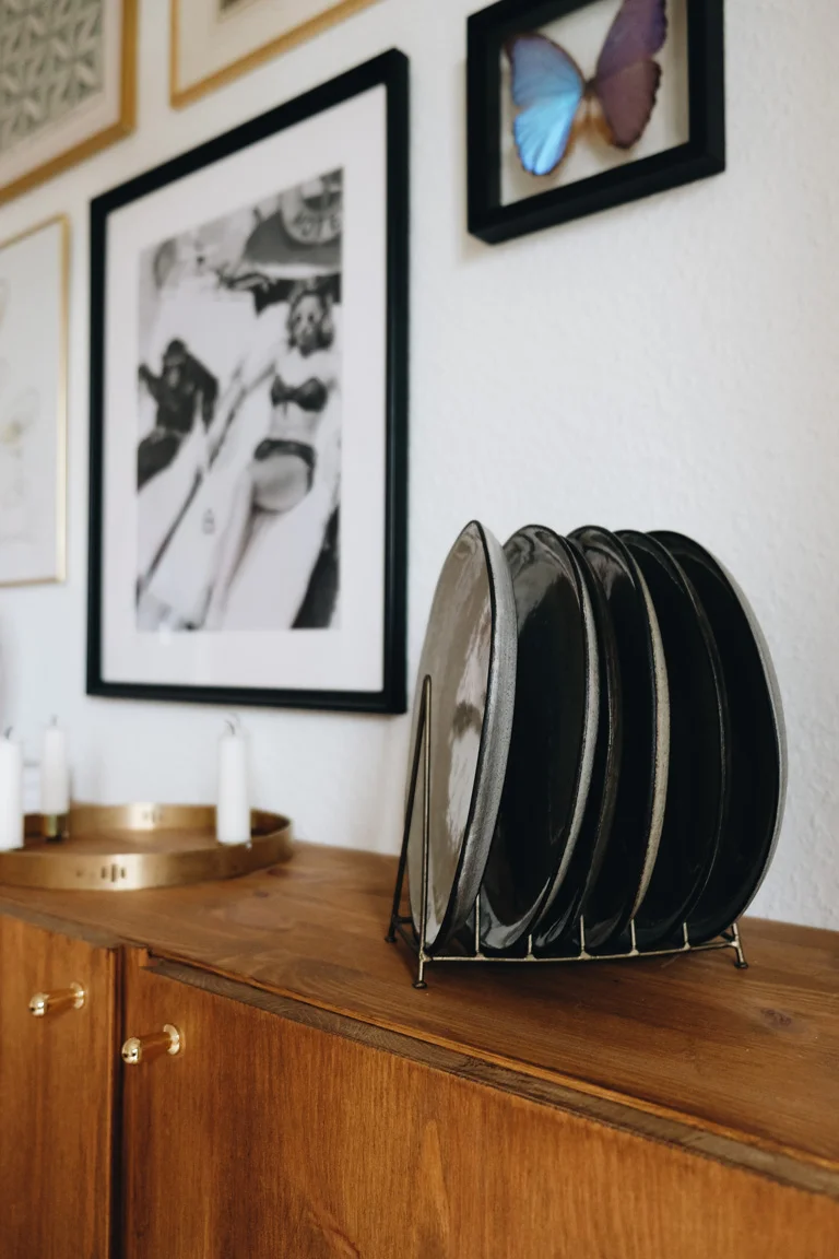 toast rack as plate holder