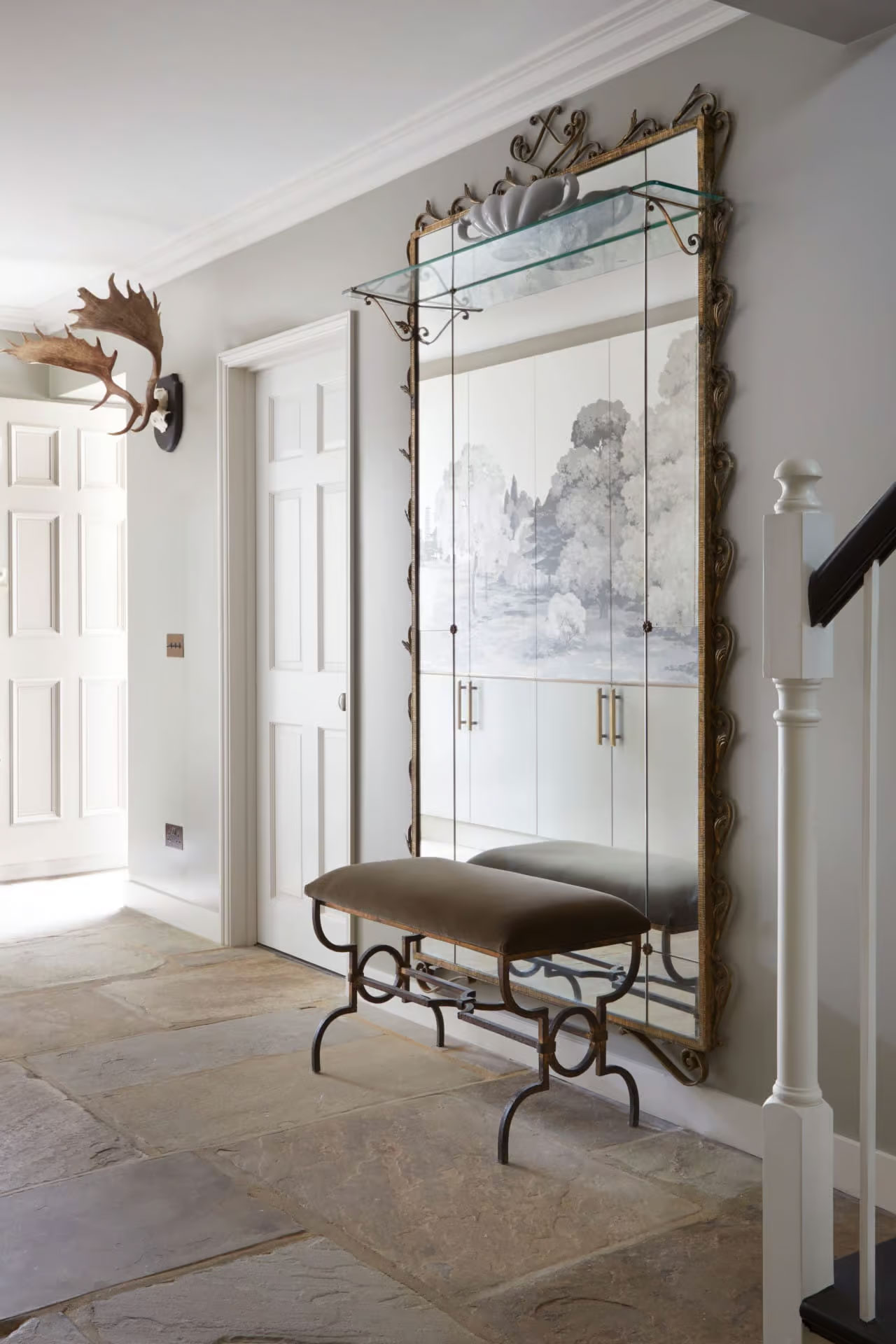 A Case for Adding an Antique Gold Mirror to Your Home (From Bathroom to ...