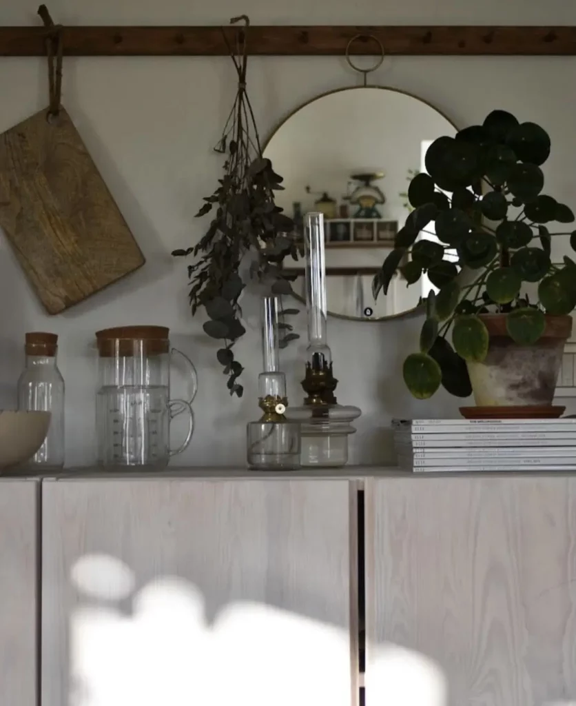 IKEA Ivar hacks peg rail above